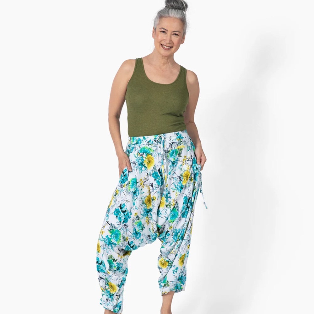 FLOWER SAVANNAH HAREM PANTS by Buddha Pants